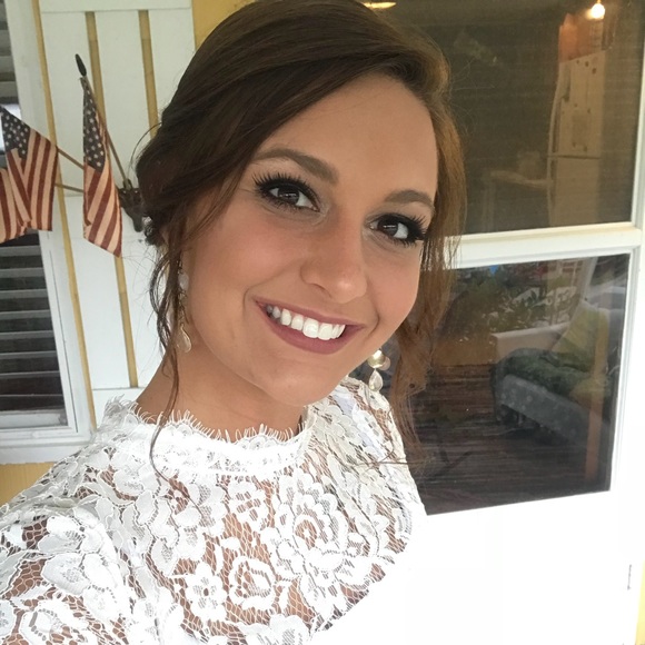 Meet your Posher, Alexandria - Picture 1 of 1